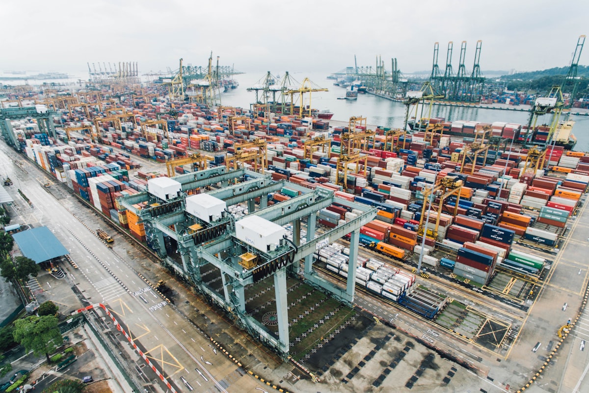 Shopify Cross-Border Shipping: Sell to Europe from Czech Republic