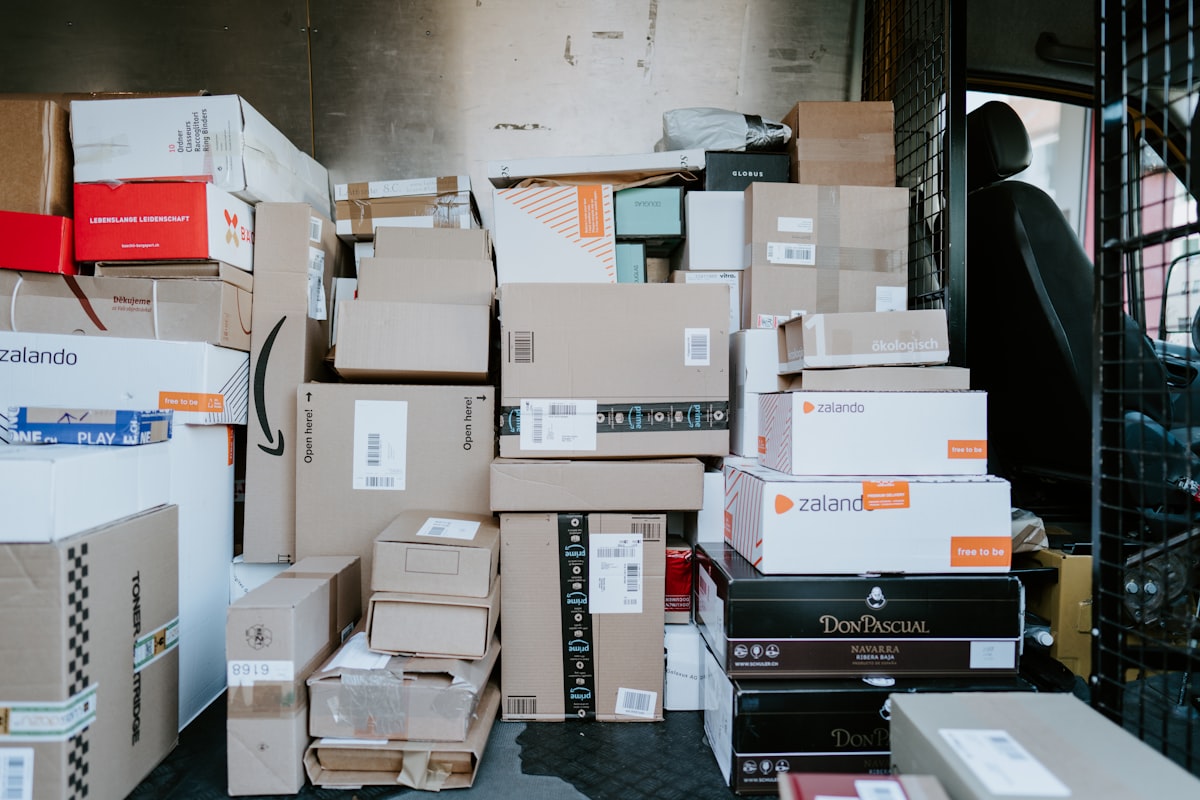 Shopify Pickup Points in Checkout: 4 Ways to Set It Up